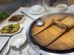 -鲁员外地锅鸡地锅鱼(古墩路店)