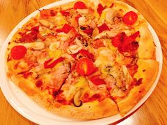 -城市大道红炉披萨烘焙坊