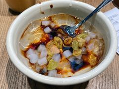 -成都你六姐·牛肉冒菜(上海环宇荟店)