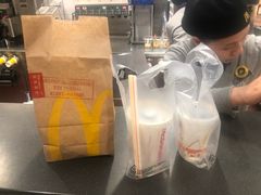 -麦当劳(轻轨曹杨路店)