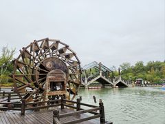 -茅山东方盐湖城景区