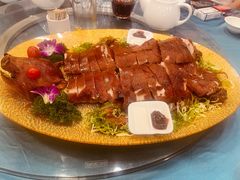 乳猪全体-六婶西关小厨(光塔路店)