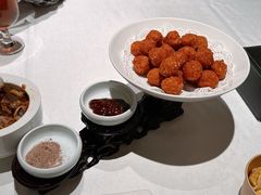 干炸满月丸子-北平楼·烤鸭·北京菜(牡丹园店)