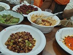 -椒香川流不息川菜馆(二七北路店)