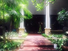 -迪瓦娜按摩和水疗中心