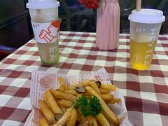 -甲丁坊·德餐·酒吧(五棵松华熙店)