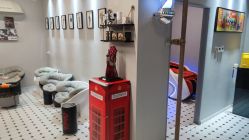 -老男孩男士理容馆·理发·烫染·修面