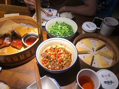-洞庭土菜小炒馆(易发广场店)