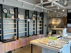 -瑞司视光眼镜·蔡司战略合作眼镜店(新街口店)