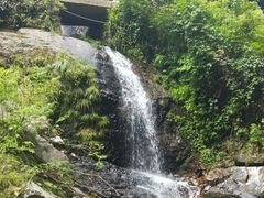 -夏霖九天银瀑风景区