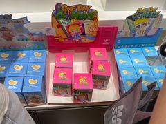 -泡泡玛特POPMART(上海环球港店)