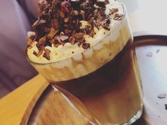 火山黑咖啡-大酉·M Coffee(北京美术馆店)