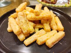 咸蛋黄焗南瓜-荔粥记潮汕砂锅粥(太湖路店)