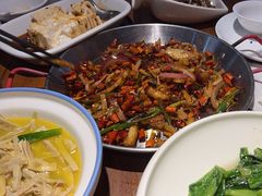 -外婆私房菜(新亚百货店)