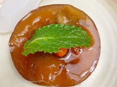 冰沙山楂-菌子鲜汤野生菌锅