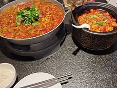 -万重锦·人文川菜馆(骡马市店)