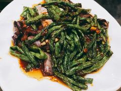 -洁神饭庄·海鲜·青岛菜·30年老字号(五四广场店)