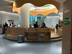 -广州市白云区图书馆