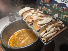 -芸山季·云南野生菌火锅(人民广场来福士店)