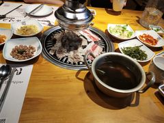 -唯成•韩国炭火烤肉 유성고기