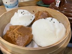 儿时的双味发糕-吃饭皇帝大土家民族菜(正大广场店)