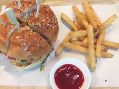 祖母至尊汉堡-G+KITCHEN(龙湖狮山天街店)