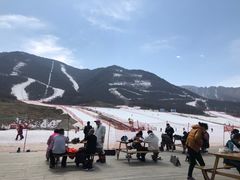 -鳌山滑雪度假区