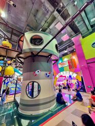 -欧酷世界动力星球(王府井奥莱UP TOWN店)