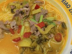 -粉小主·贵州酸汤牛肉粉(南京仙林金鹰店)