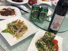 -天津梅江中心皇冠假日酒店
