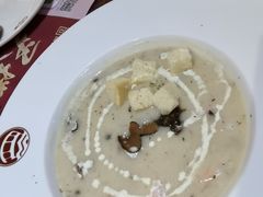 黑松露鲜虾杂菇汤-超级厨房概念餐厅(奥园广场店)