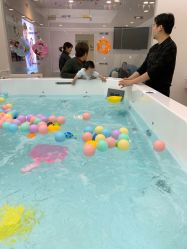 -爱婴室(上海浦建路店)