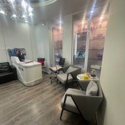 -天津健丽·去眼袋医疗美容机构