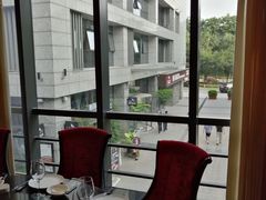 -铜锣湾·有麝自然香(渝北财富中心店)