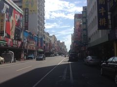 -高雄佳适旅舍-六合馆