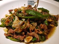 -费大厨辣椒炒肉(高铁吾悦广场店)