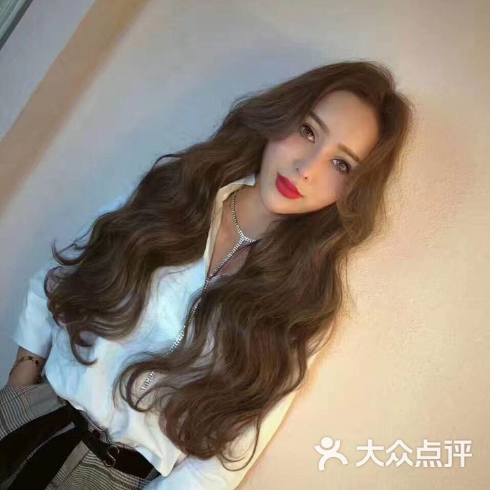 精进国际美发学校