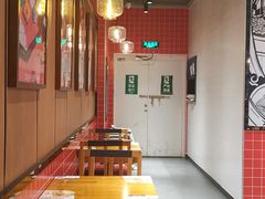 -霸蛮湖南菜·牛肉粉(荣京西街店)