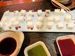 酸奶糕-诺敏塔拉奶茶-布里亚特包子-手把肉(锦都会店)