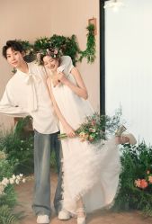 -蒙太奇婚纱摄影(万达店)