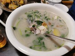 -鸿渡渔庄·特色鸭咀鱼