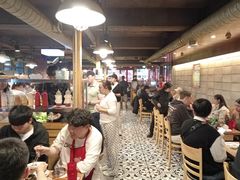 -江南猪肉商会无限续吃(弘大店)