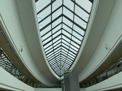 -上海滴水湖皇冠假日酒店