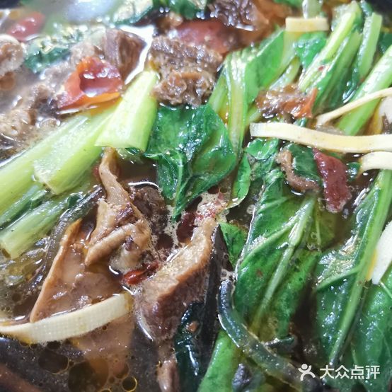 乌市老三砂锅烧烤
