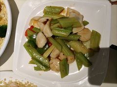 XO酱西芹炒斑球-衡山汇·高级粤菜(霄云路店)