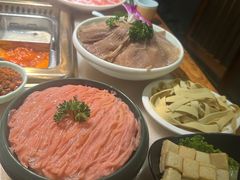 -巴渝瓦肆重庆鲜火锅(宝龙环湖店)