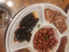 -泉畔人家·老济南经典鲁菜(大明湖店)