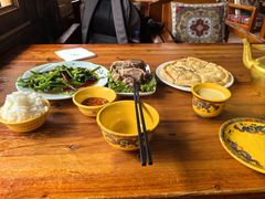 -塔洛藏餐吧(香格里拉古城店)