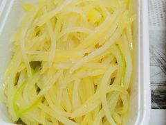尖椒土豆丝-渝信川菜(工体店)