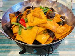 -自游人·美食一楼